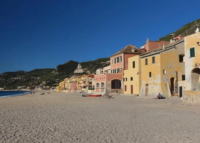 Welcome Varigotti - Borgo Saraceno - Libeccio